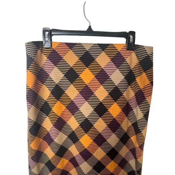 NWT Grace Elements Medium Multicolor Gold Plum Black Camel Geometric Tight Skirt - Picture 4 of 13